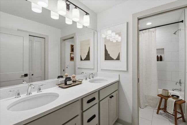 Building Photo - 4bd/2.5ba Carnation Home