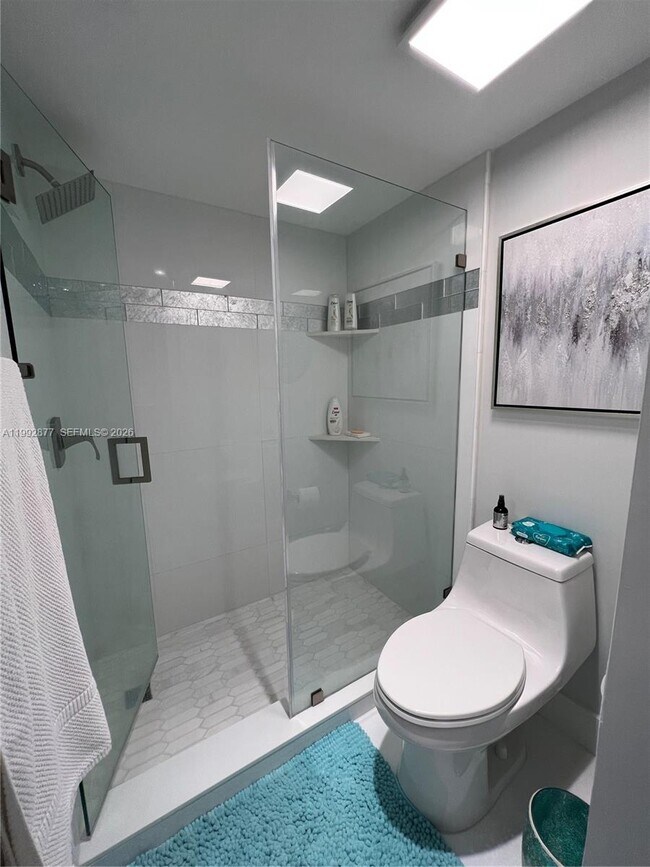 Building Photo - 1266 S Military Trail