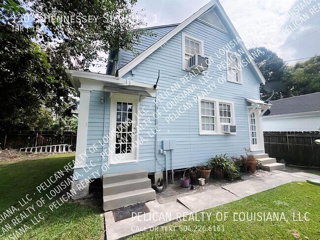 Building Photo - 130 S Hennessey St
