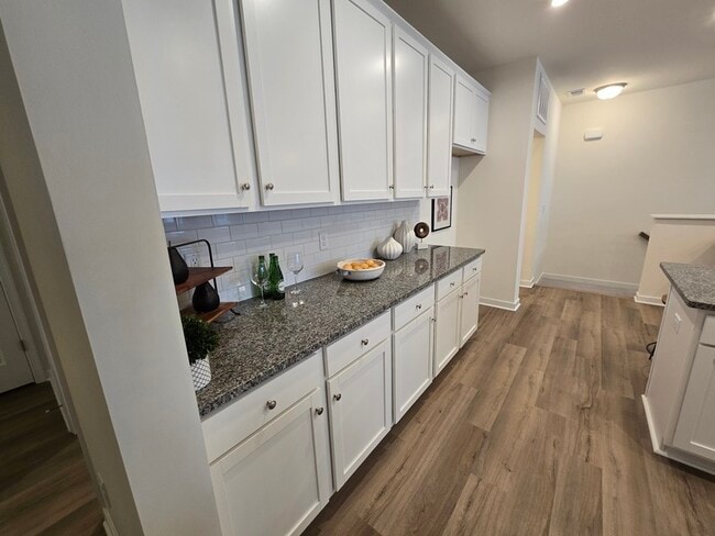 Building Photo - 3925 Maze Runner Dr