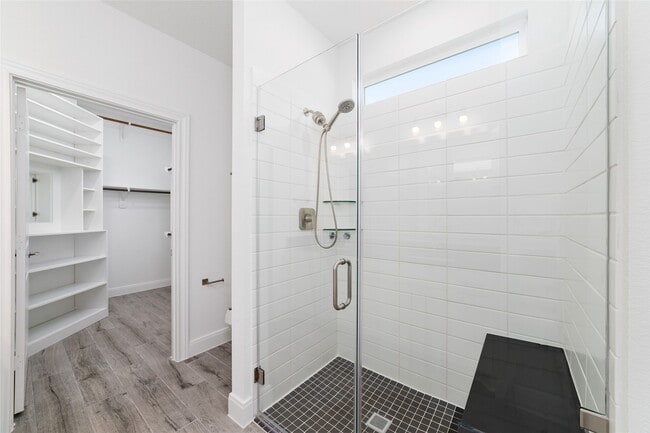 Building Photo - 14435 Gdn Grv Ct