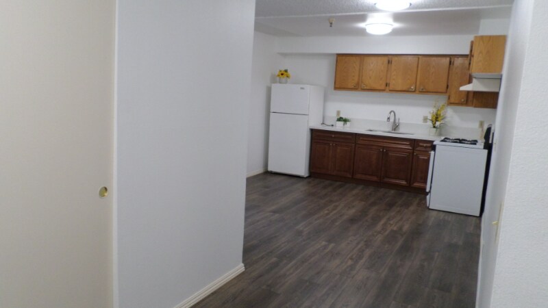 Building Photo - 5271 Huntington Dr N