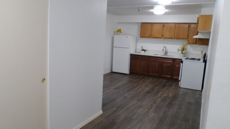 Building Photo - 5271 Huntington Dr N