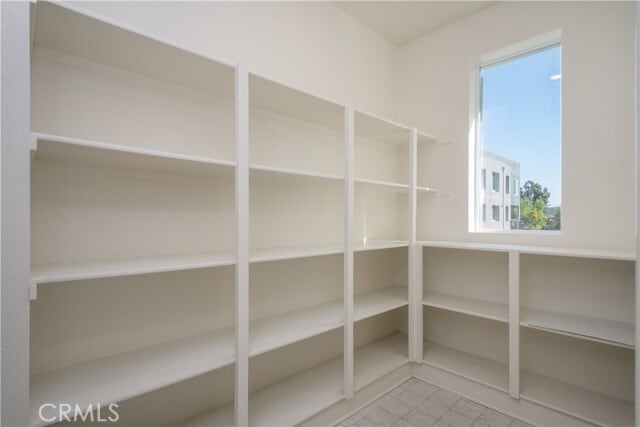 Building Photo - 164 Unity St