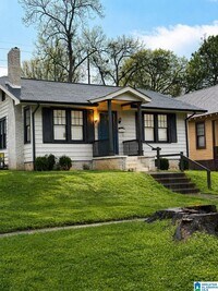 Building Photo - 1731 Exeter Ave