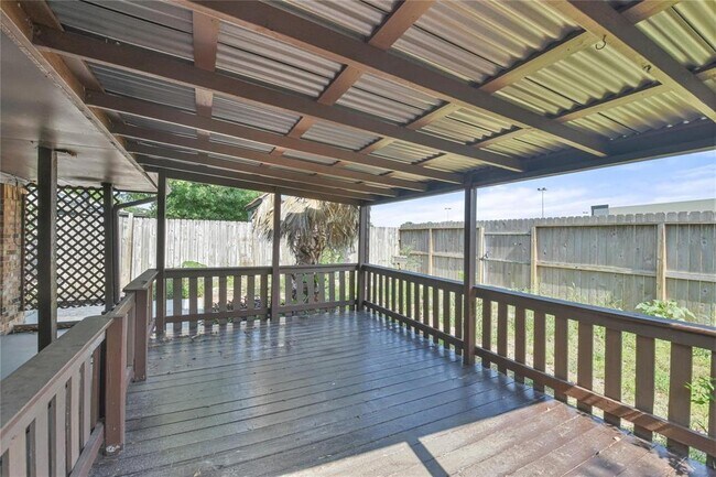 Building Photo - 3107 Woodstone Dr
