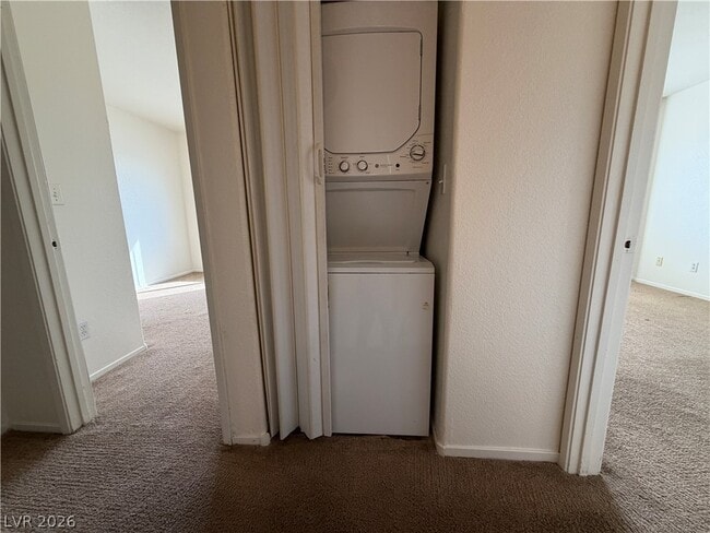 Building Photo - 5211 Paradise Skies Ave