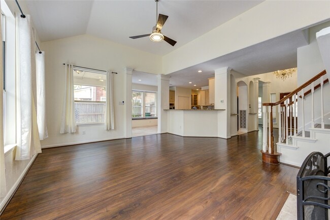 Building Photo - 1215 Whisper Trace Ct