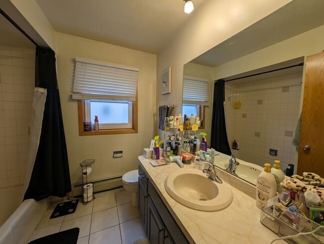 Building Photo - 7840 Normandy Ave