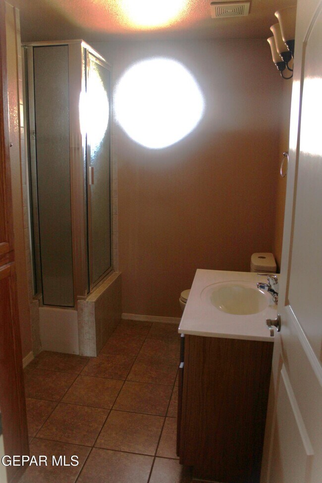 Building Photo - 4056 Tibuni Pl