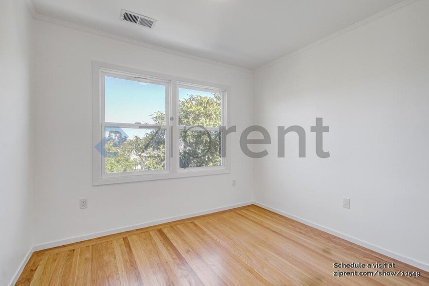 Building Photo - 122 Ordway St