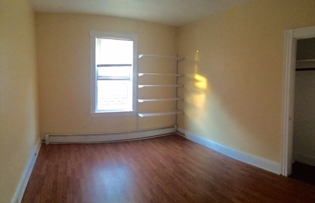 Building Photo - 85 Vinton St
