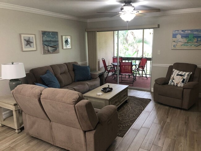 Building Photo - 2026 WINTER RENTAL ! FURNISHED - 5 MINUTES...