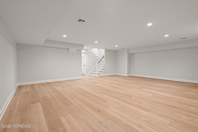 Building Photo - 215 Brighton Ave