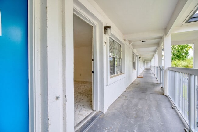 Interior Photo - The Galen