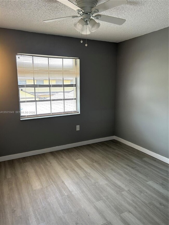 Building Photo - 1136 NE 210th Terrace
