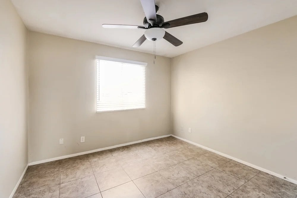 Building Photo - 3154 N 64th Dr