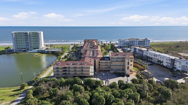 Building Photo - 9520 Seawall Blvd