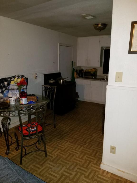 Building Photo - 4107 Cavalcade Street #2