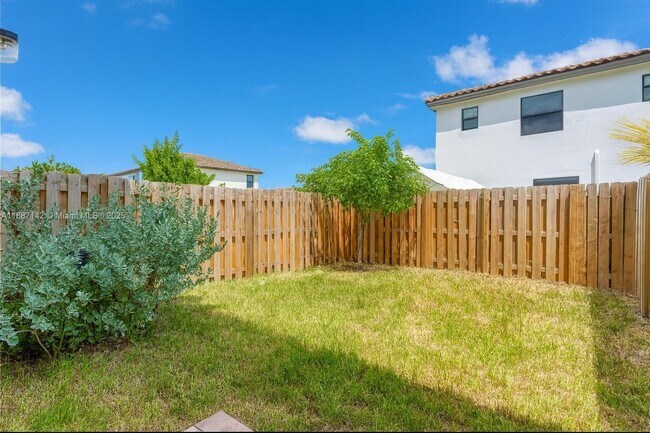 Building Photo - 11795 SW 246 Terrace