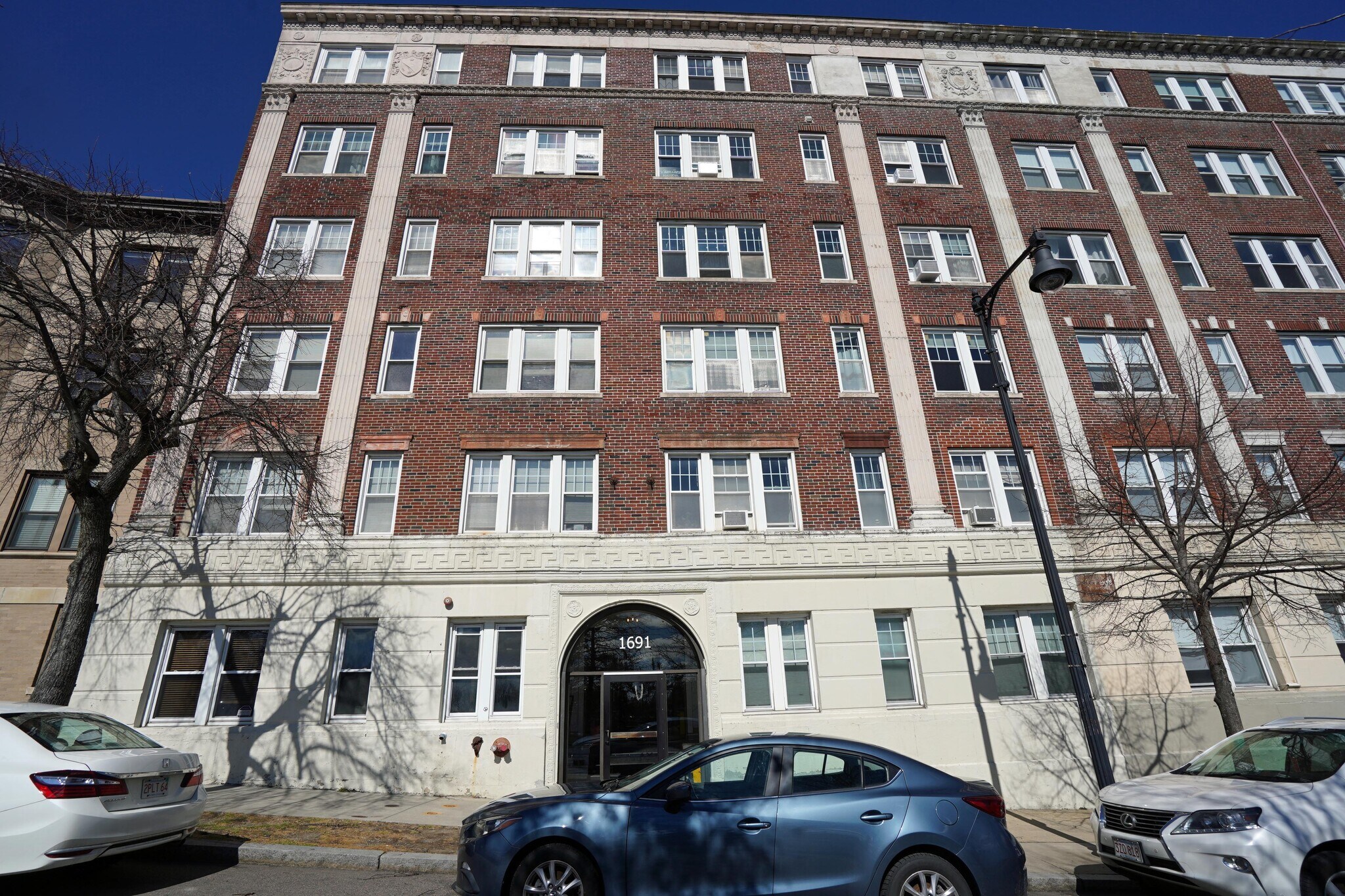 Building Photo - 1691 Commonwealth Ave
