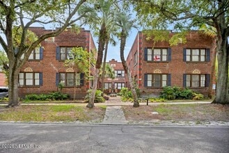 Building Photo - 2738 Riverside Ave
