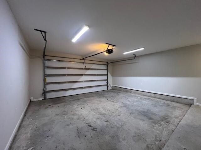 Building Photo - 10902 International Blvd