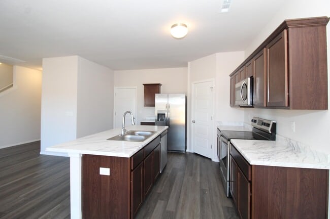 Building Photo - 3321 Gulley Ln