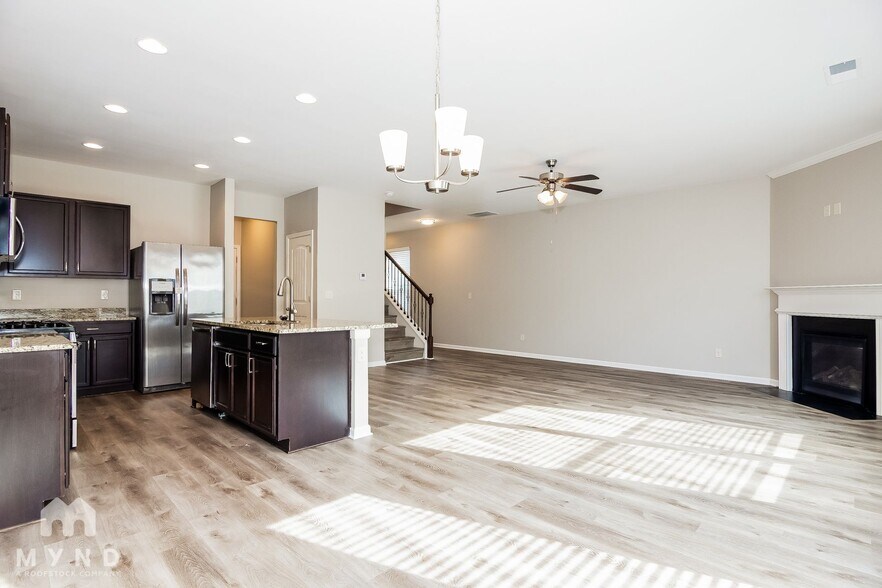Building Photo - 484 Dasheill Ln