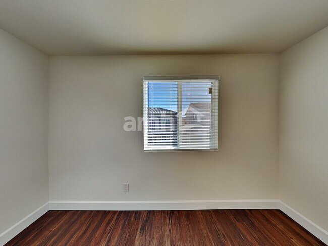 Building Photo - 8845 Carmine Cob Ave