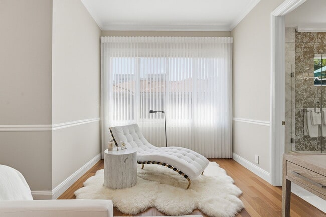 Building Photo - 921 Osceola Dr