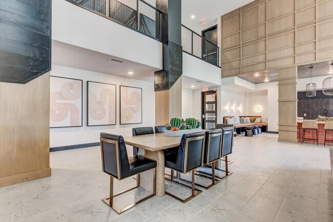 Building Photo - 185 Polaris Pointe