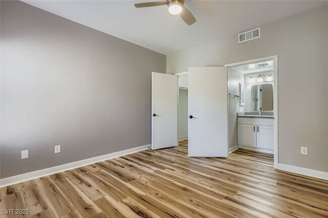 Building Photo - 45 Maleena Mesa St
