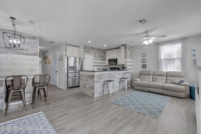 Building Photo - 3156 Via Palma Ln