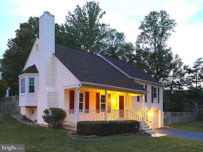 Building Photo - 7684 Green Garland Dr