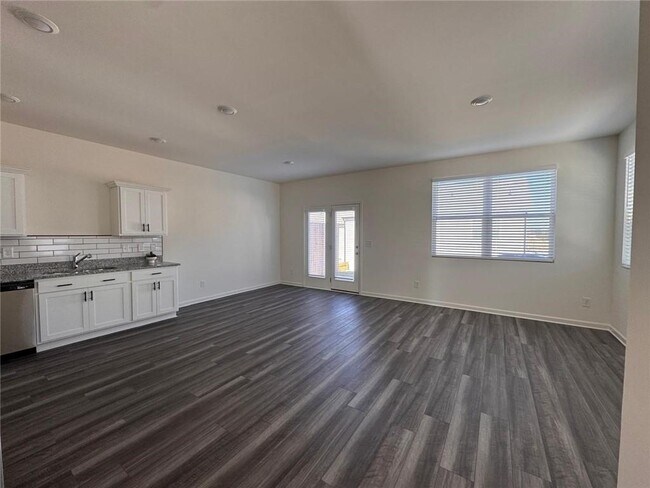 Building Photo - 323 Winton Wy