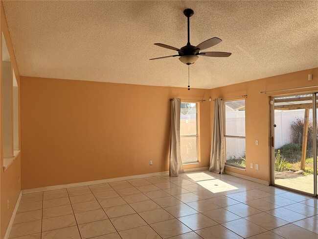 Building Photo - 4108 Oakberry Dr