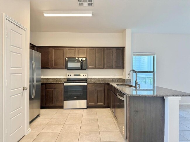 Building Photo - 126 Dodge Rd