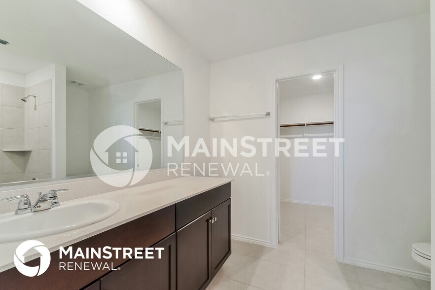 Building Photo - 122 Lemongrass Dr