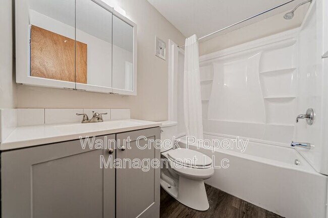 Building Photo - 5520 Beavercrest Dr