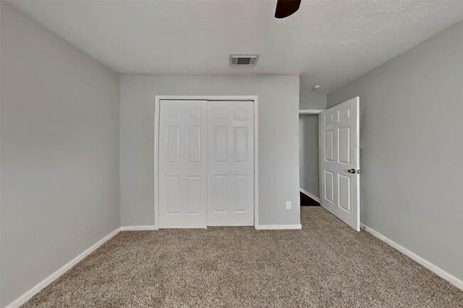 Building Photo - 16418 Wellers Way