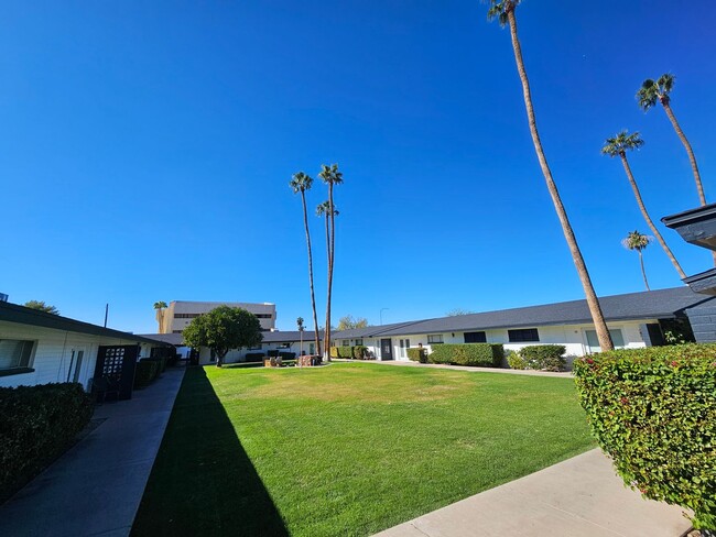 Interior Photo - Town & Country Apartments