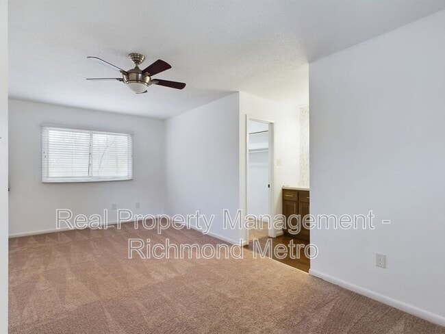 Building Photo - 1707 Foxfire Cir