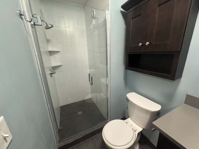 Building Photo - 706 S 9th St