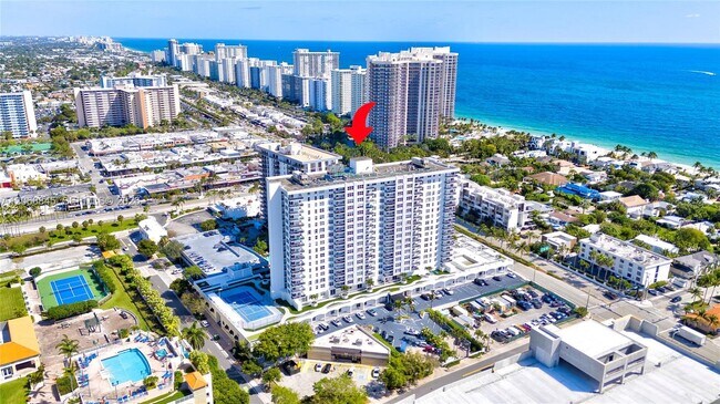 Building Photo - 3015 N Ocean Blvd