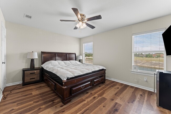 Building Photo - 18714 Walden Glen Cir