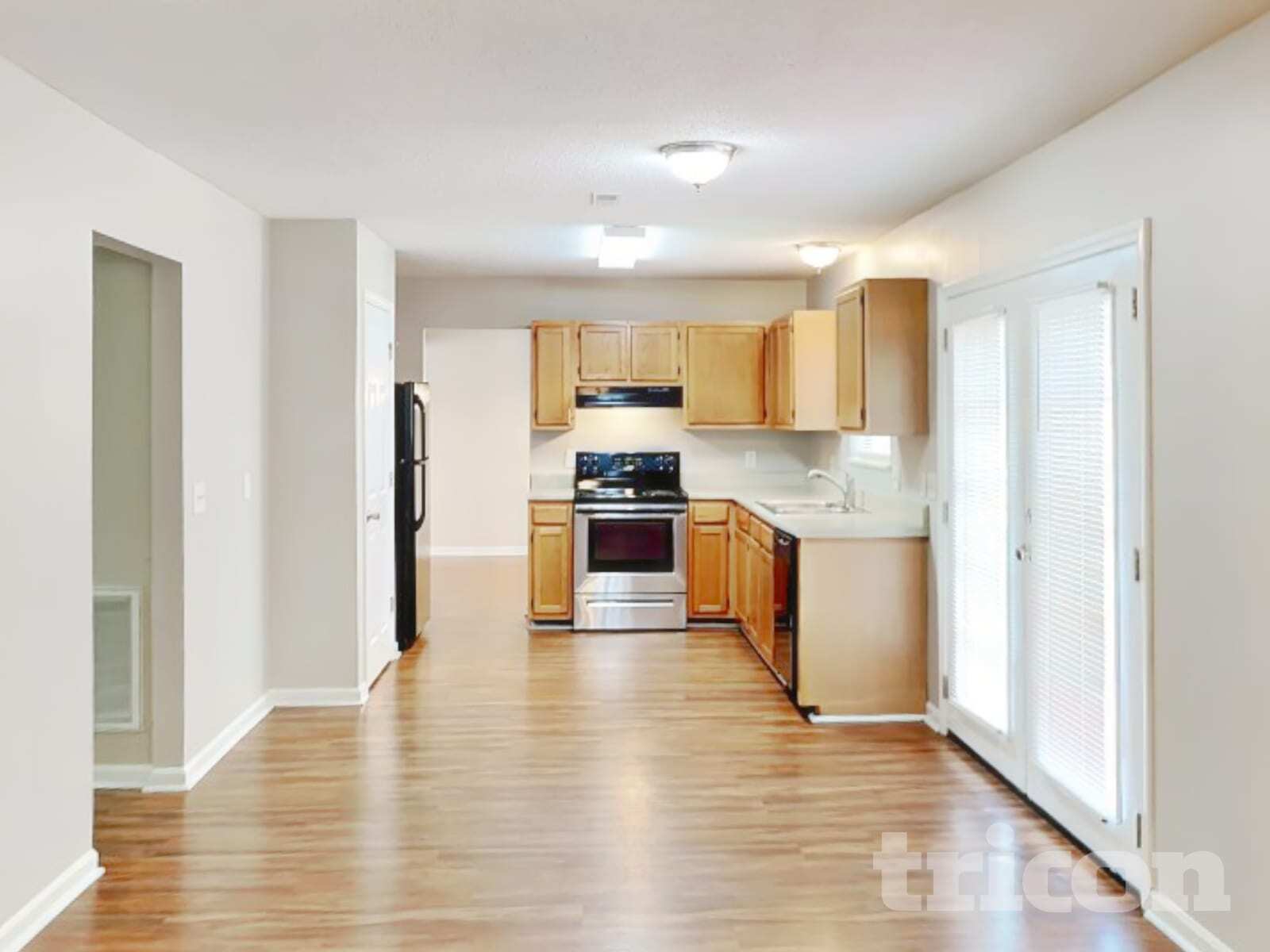 Building Photo - 5 Red Thorn Ct