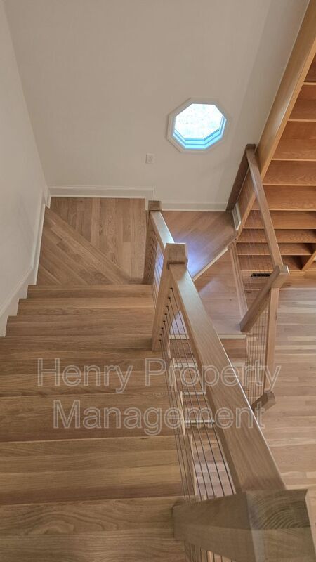 Building Photo - 4521 Briarglen Ln
