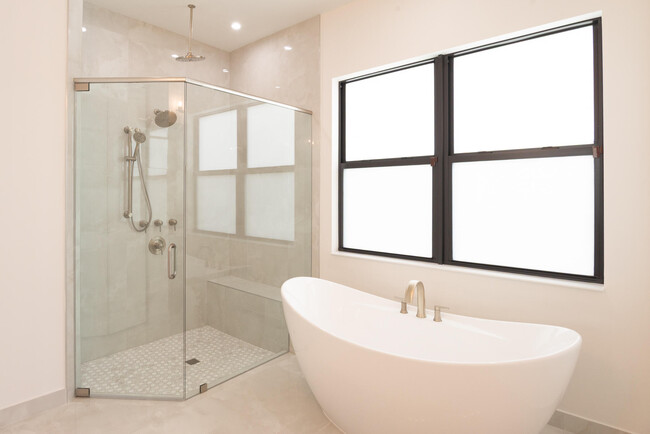 Building Photo - 12705 Solana Bay Cir