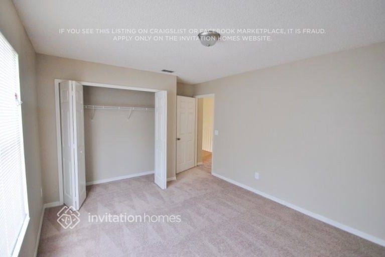 Building Photo - 489 Eastbridge Dr